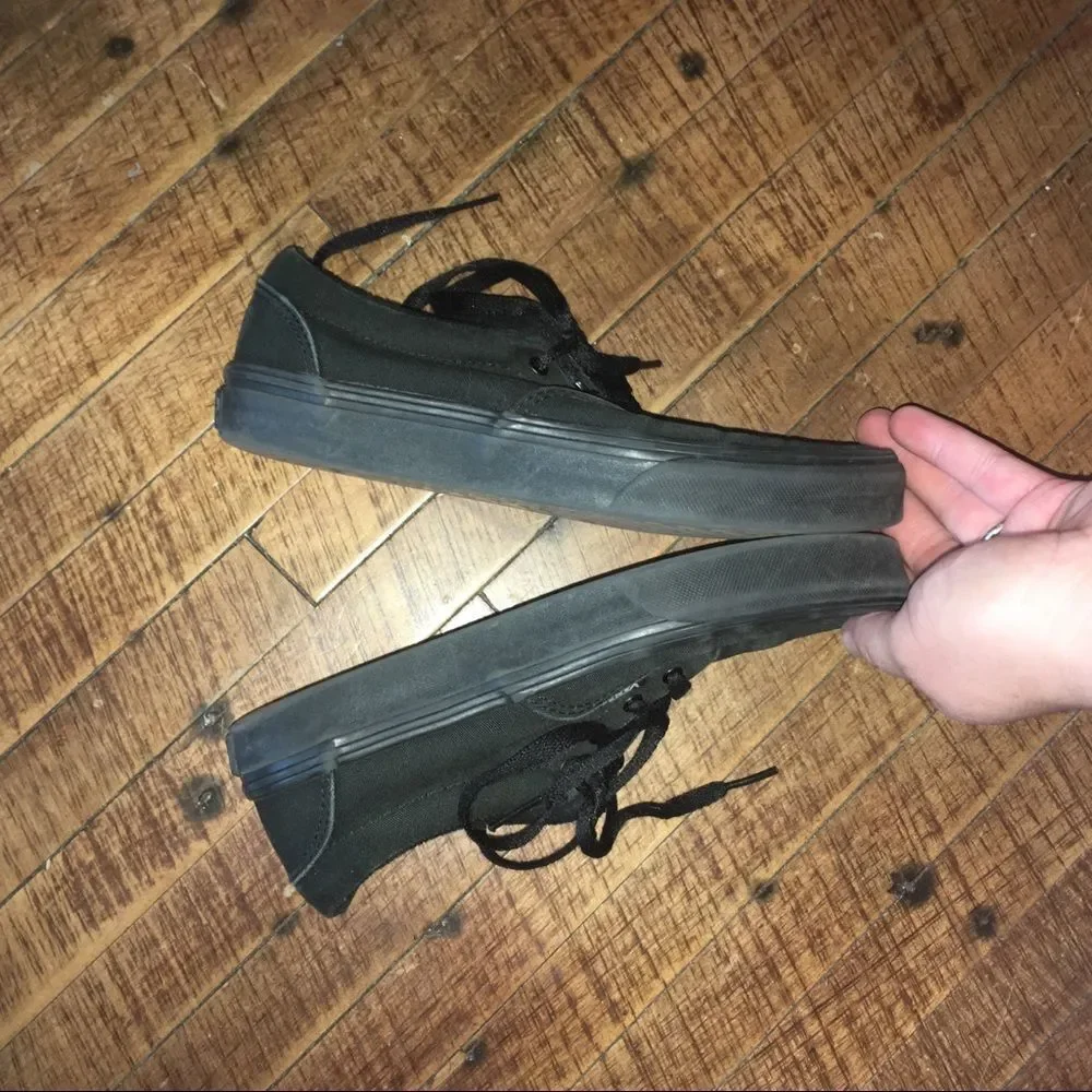 Solid youth Vans, size 4